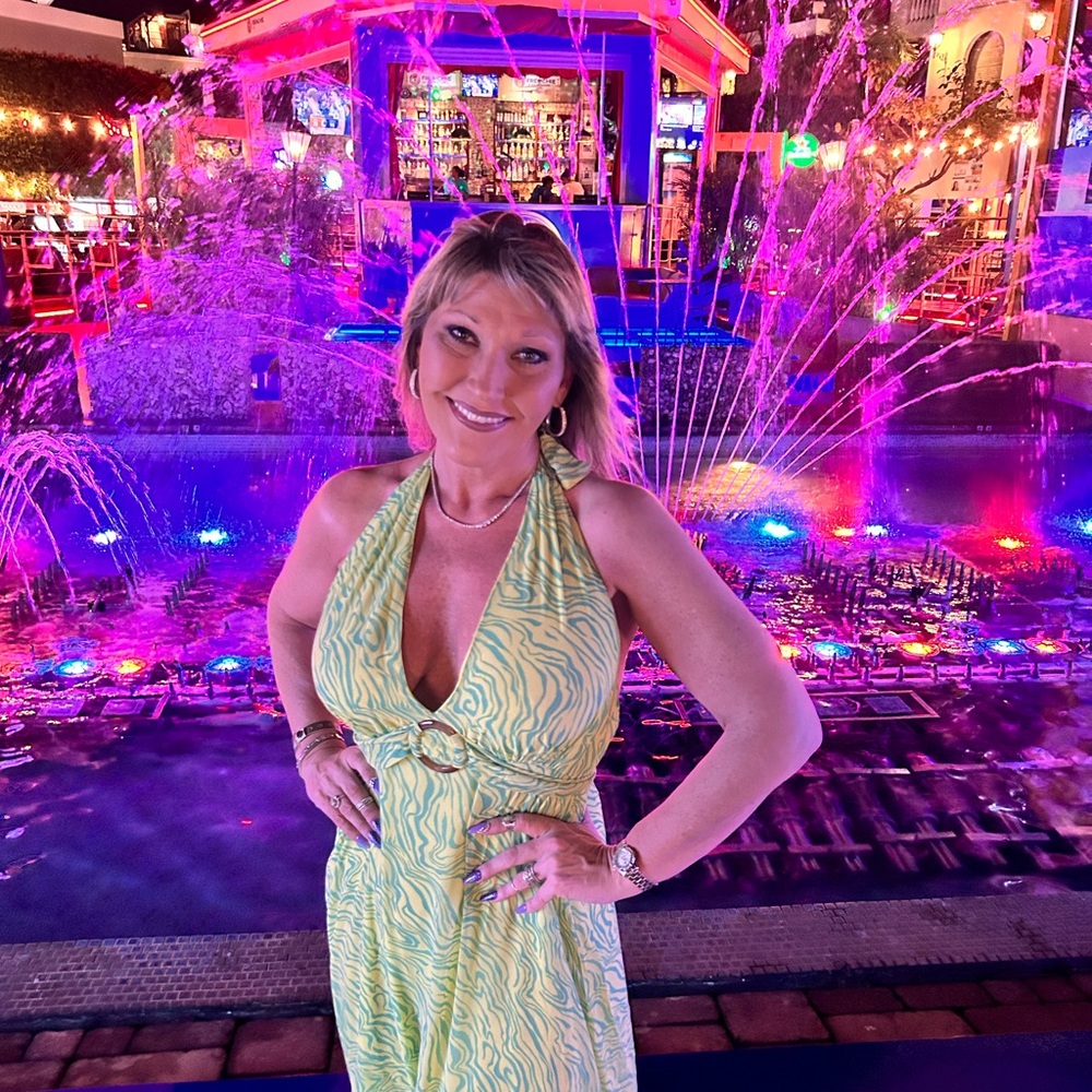 Meet your Posher, Stephanie